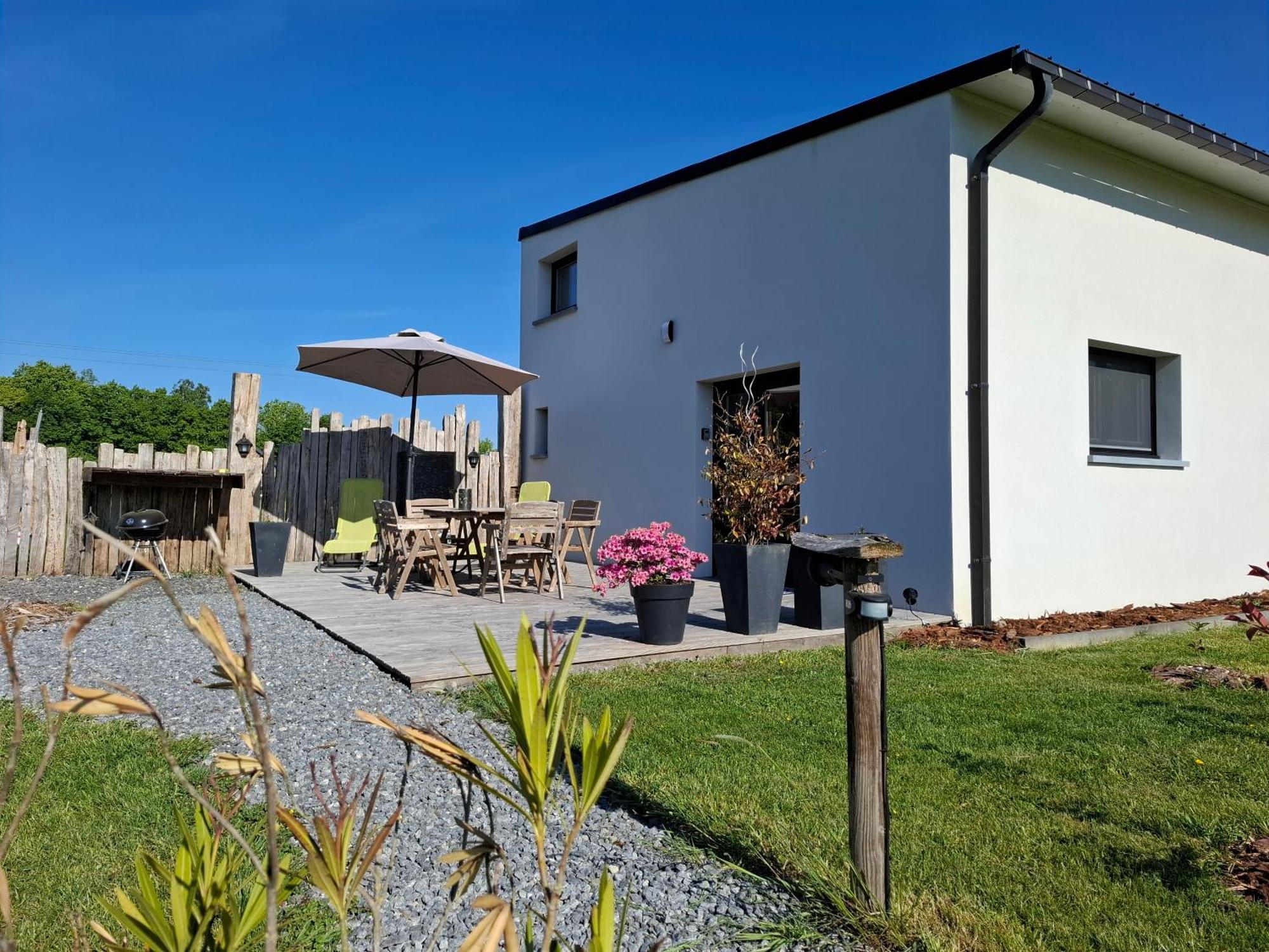 Ferienwohnung La Rose Du Bel Homme Rocroi Exterior foto