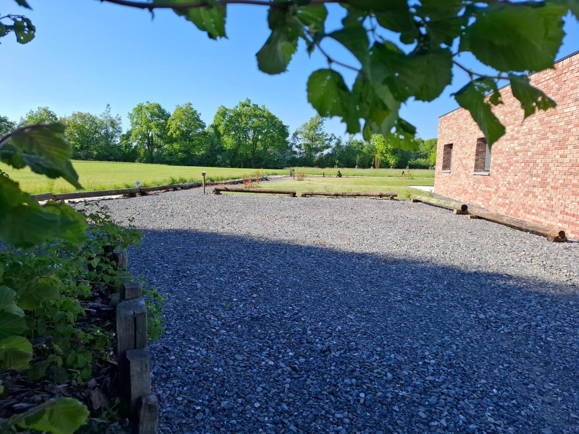 Ferienwohnung La Rose Du Bel Homme Rocroi Exterior foto